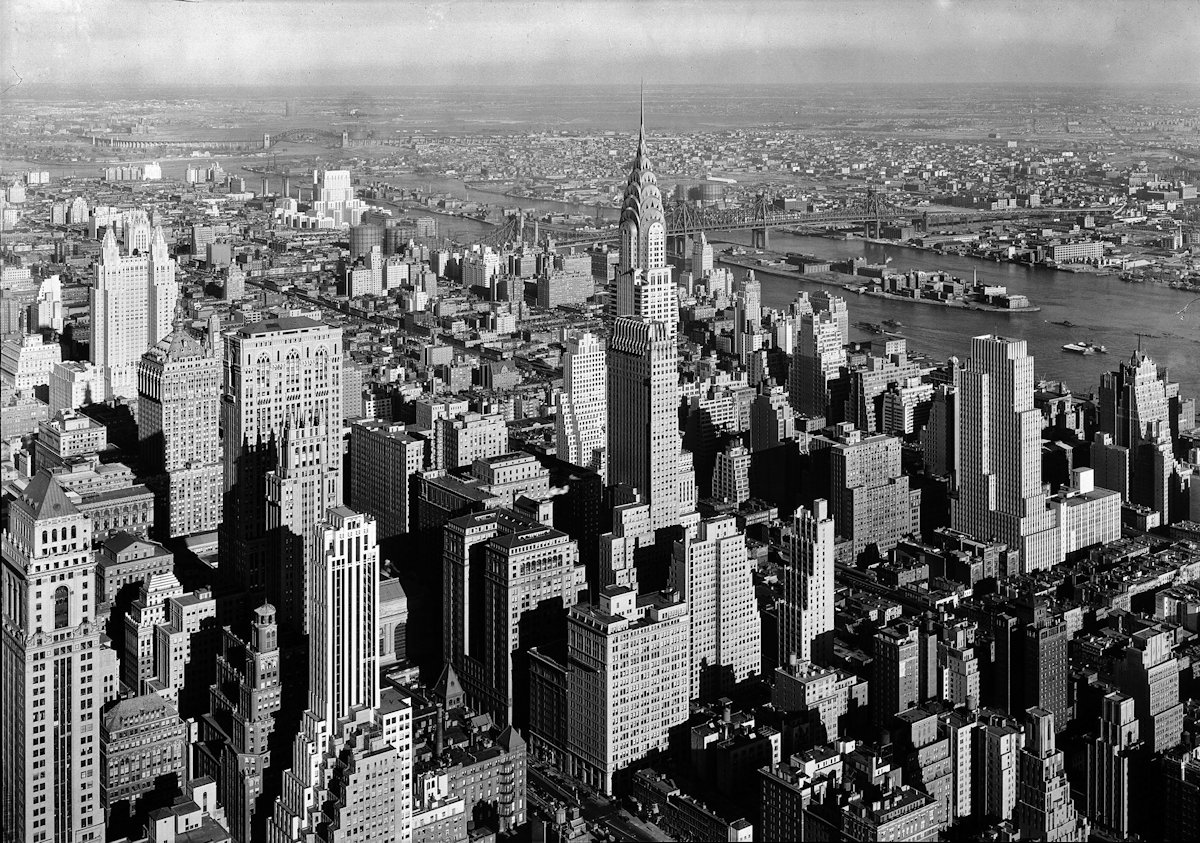 View from Empire State Building to Chrysler Building