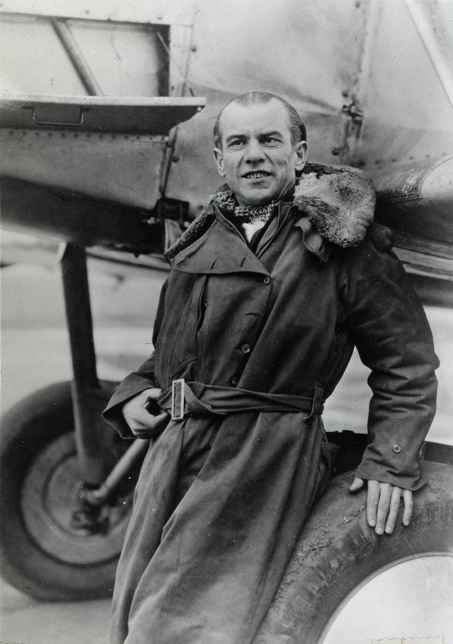 Airmail pilot Ira Biffle poses in winter flight gear