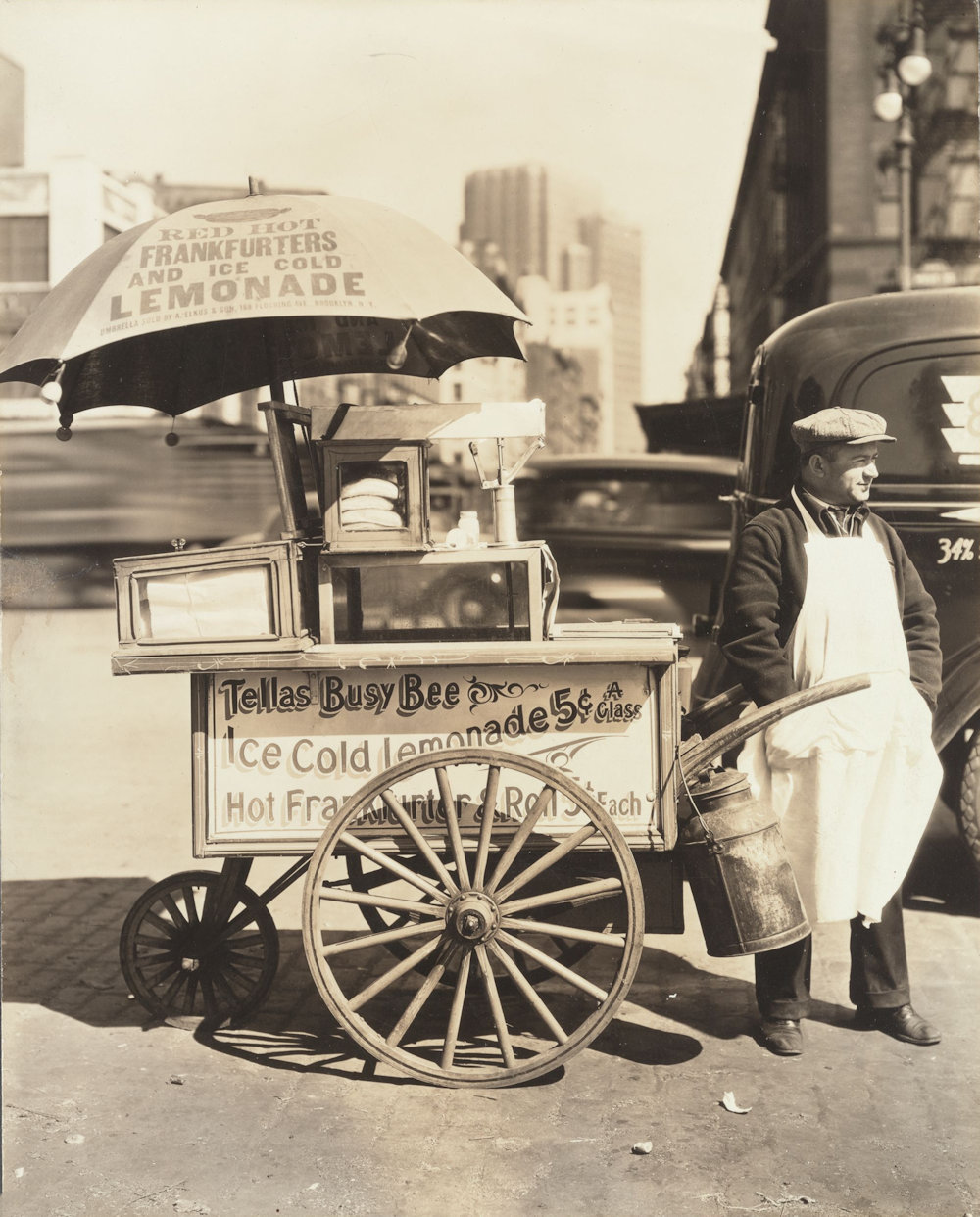 Tellas Busy Bee Hot Dog and Lemonade Stand, New York City 1936