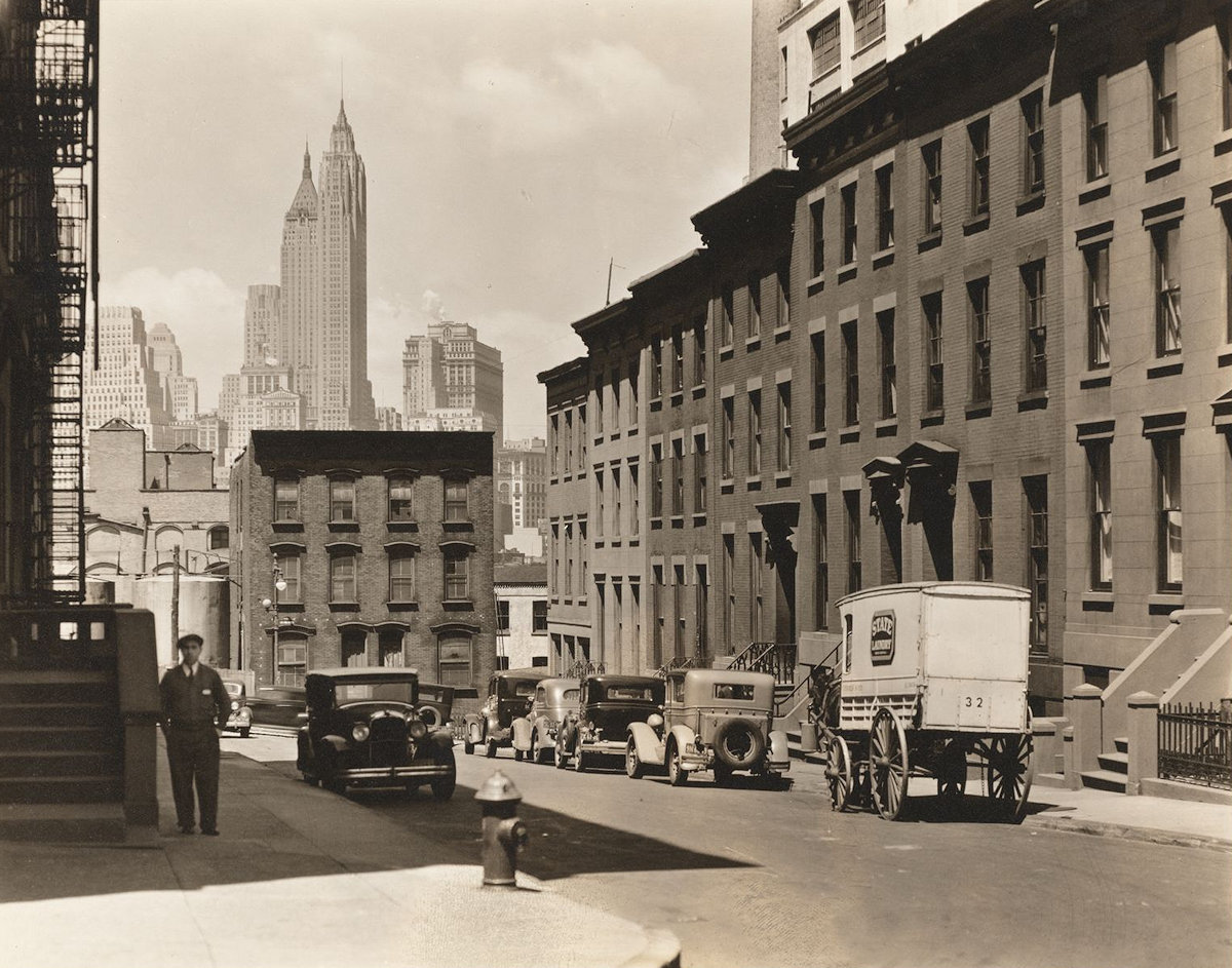 Street corner in Brooklyn with view of Manhattan, 1936